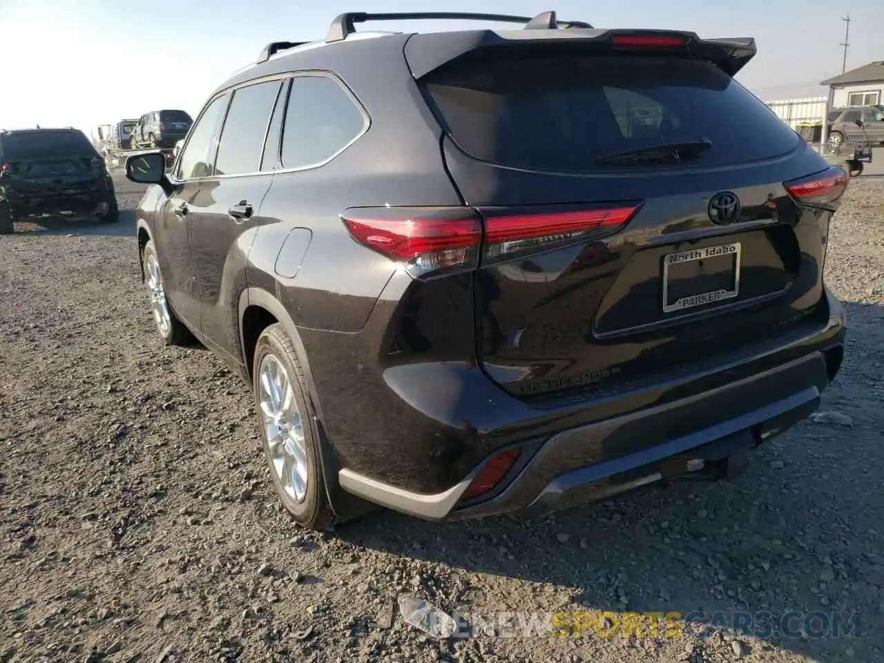 3 Photograph of a damaged car 5TDDZRBH4MS159251 TOYOTA HIGHLANDER 2021