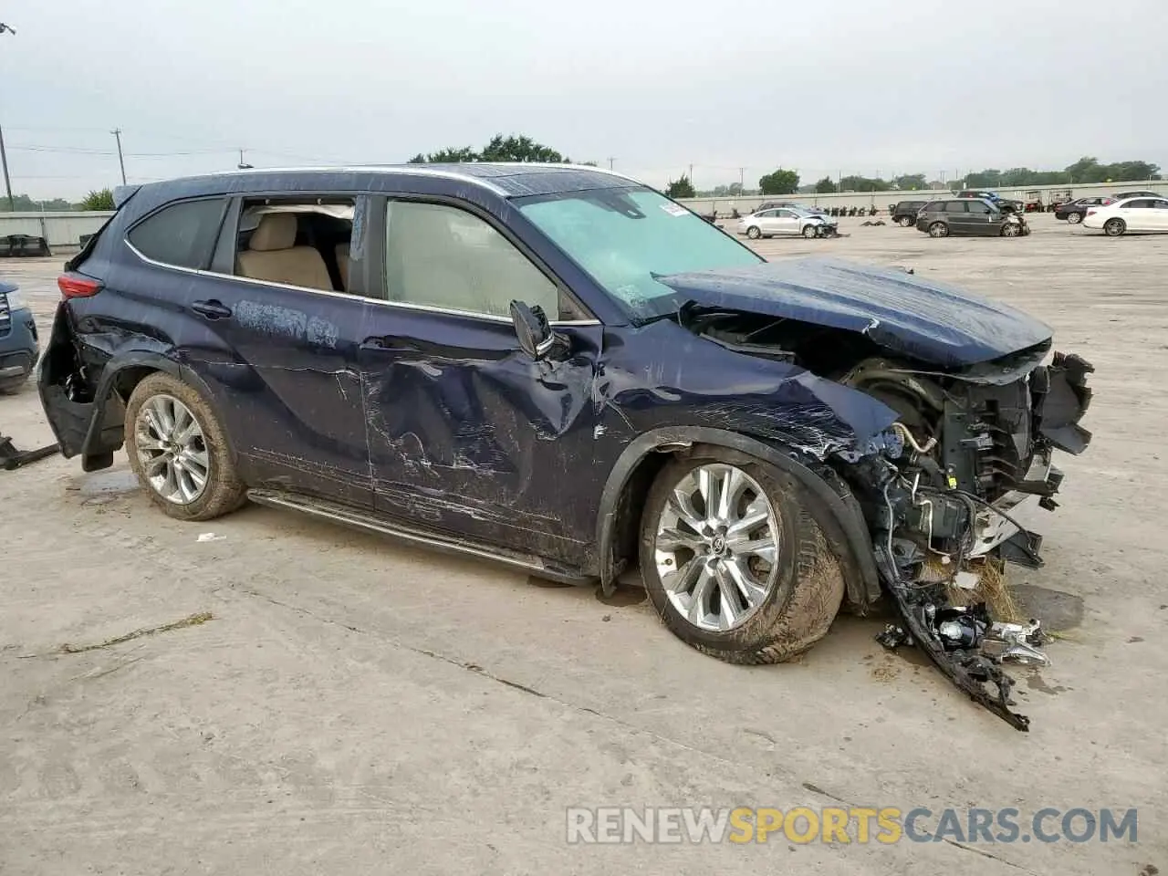 4 Photograph of a damaged car 5TDDZRBH4MS534054 TOYOTA HIGHLANDER 2021