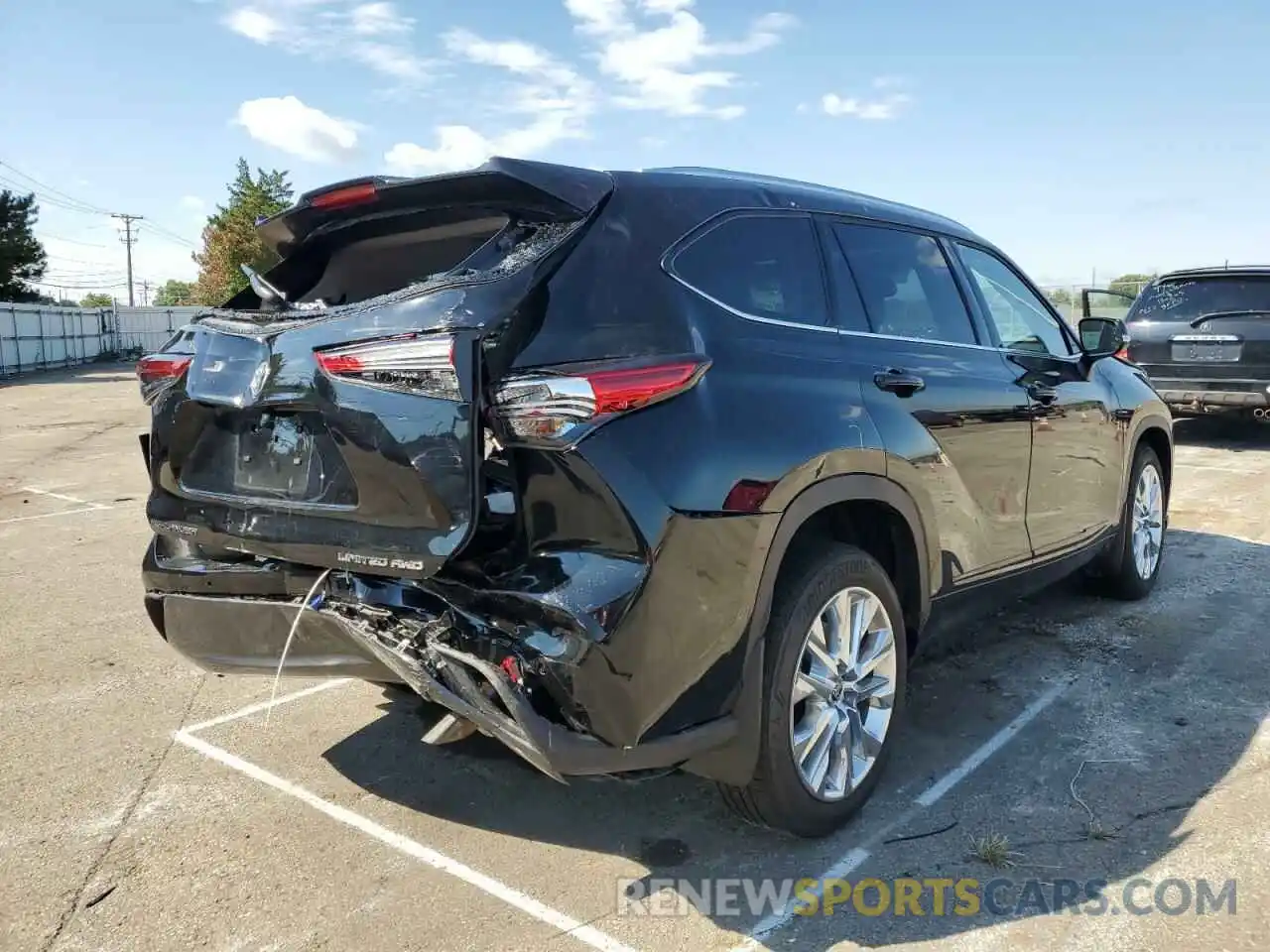 4 Photograph of a damaged car 5TDDZRBH5MS093809 TOYOTA HIGHLANDER 2021