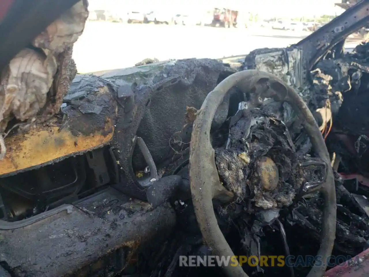 8 Photograph of a damaged car 5TDDZRBH5MS131975 TOYOTA HIGHLANDER 2021