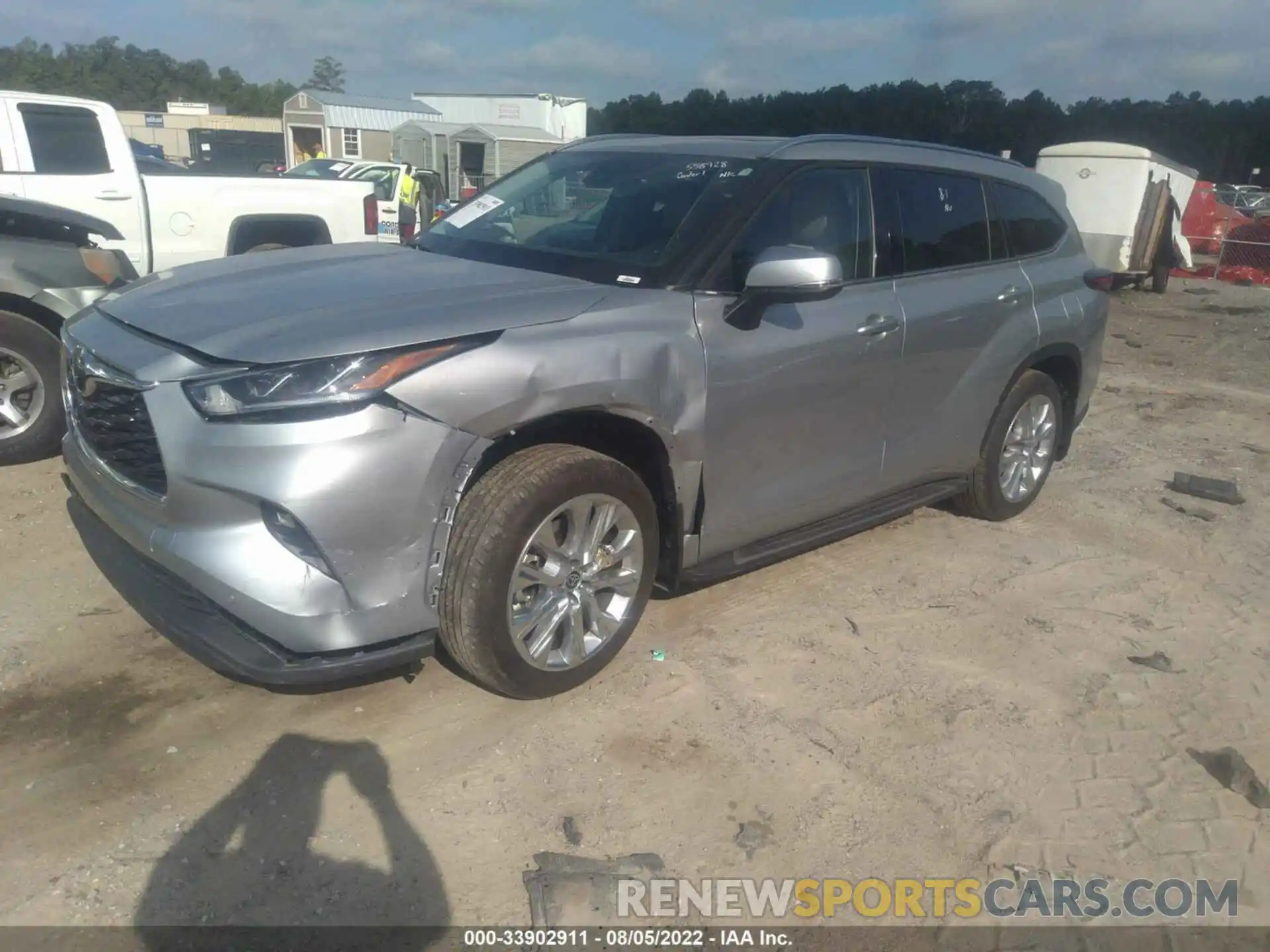 2 Photograph of a damaged car 5TDDZRBH5MS558928 TOYOTA HIGHLANDER 2021