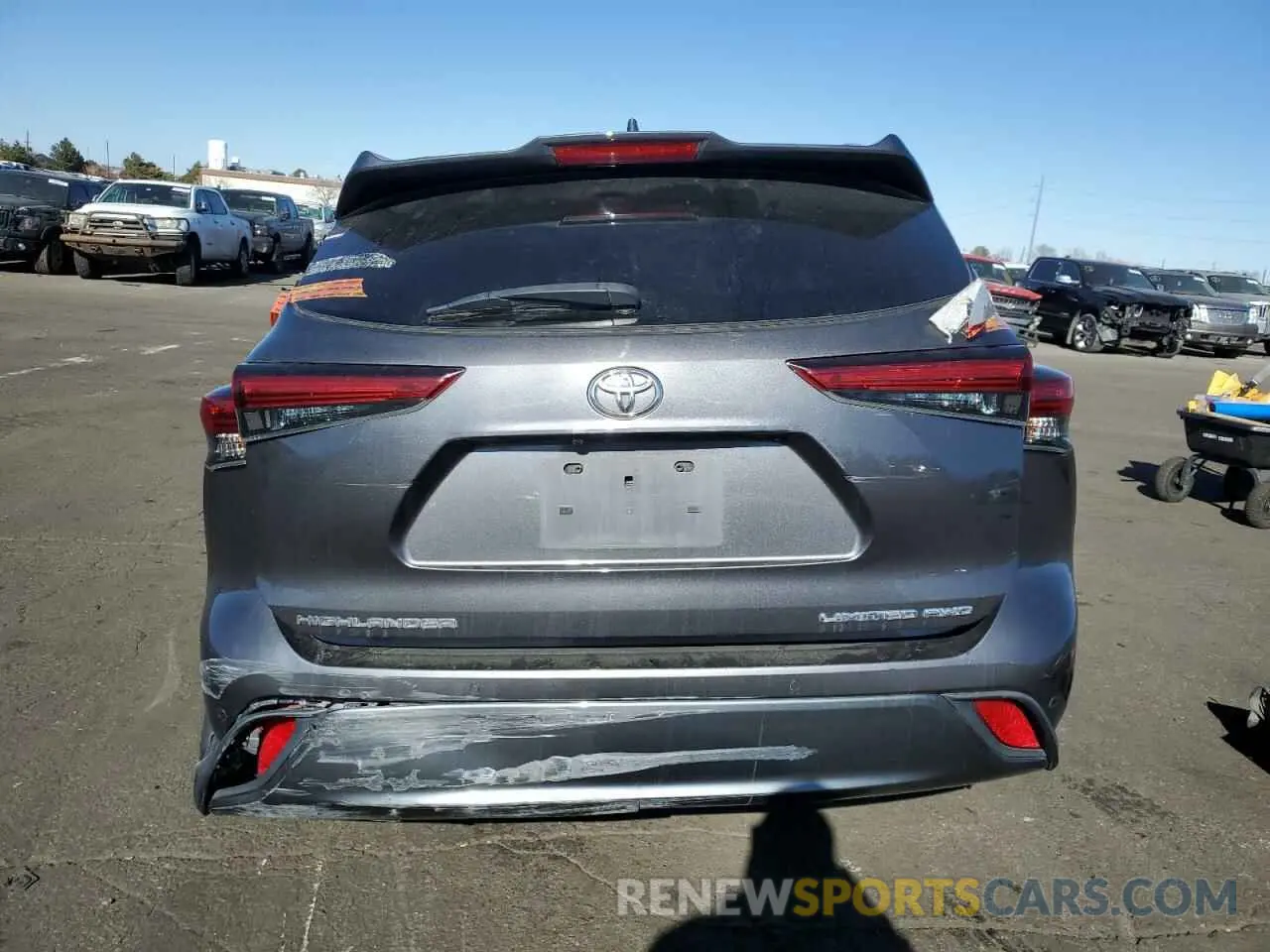 6 Photograph of a damaged car 5TDDZRBH6MS138210 TOYOTA HIGHLANDER 2021