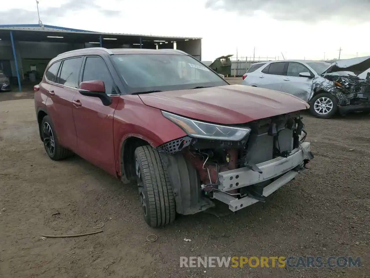 4 Photograph of a damaged car 5TDDZRBH8MS145353 TOYOTA HIGHLANDER 2021