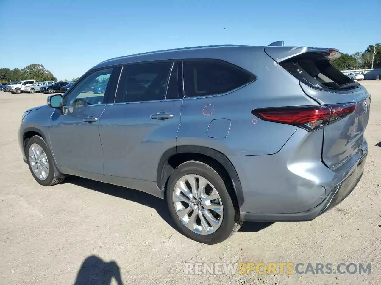 2 Photograph of a damaged car 5TDDZRBH9MS111826 TOYOTA HIGHLANDER 2021