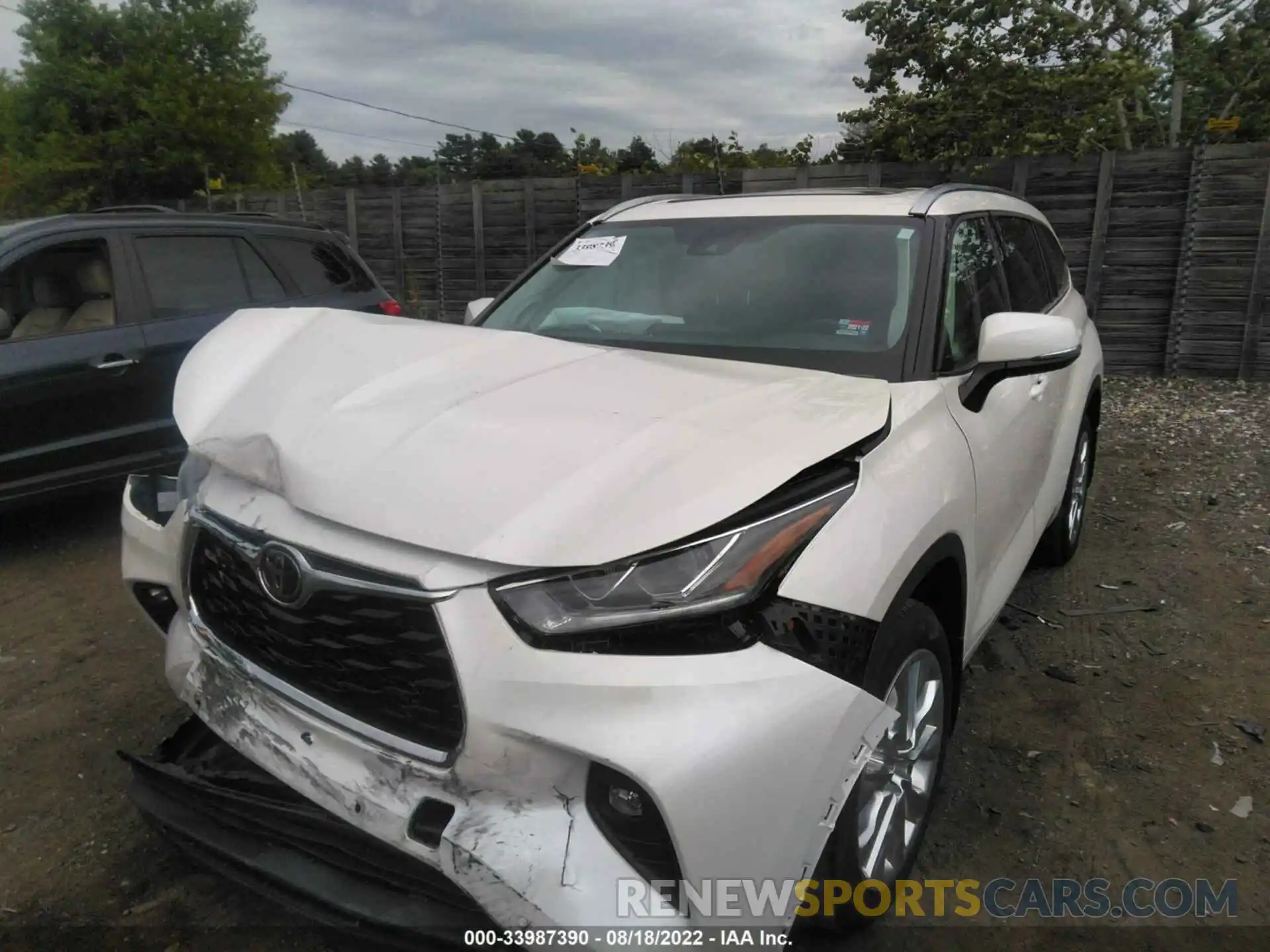 2 Photograph of a damaged car 5TDDZRBH9MS533580 TOYOTA HIGHLANDER 2021