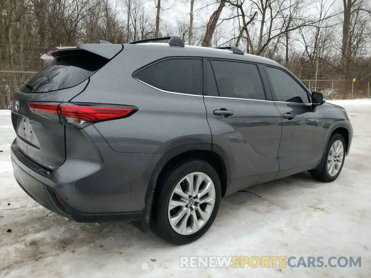 3 Photograph of a damaged car 5TDDZRBH9MS553991 TOYOTA HIGHLANDER 2021