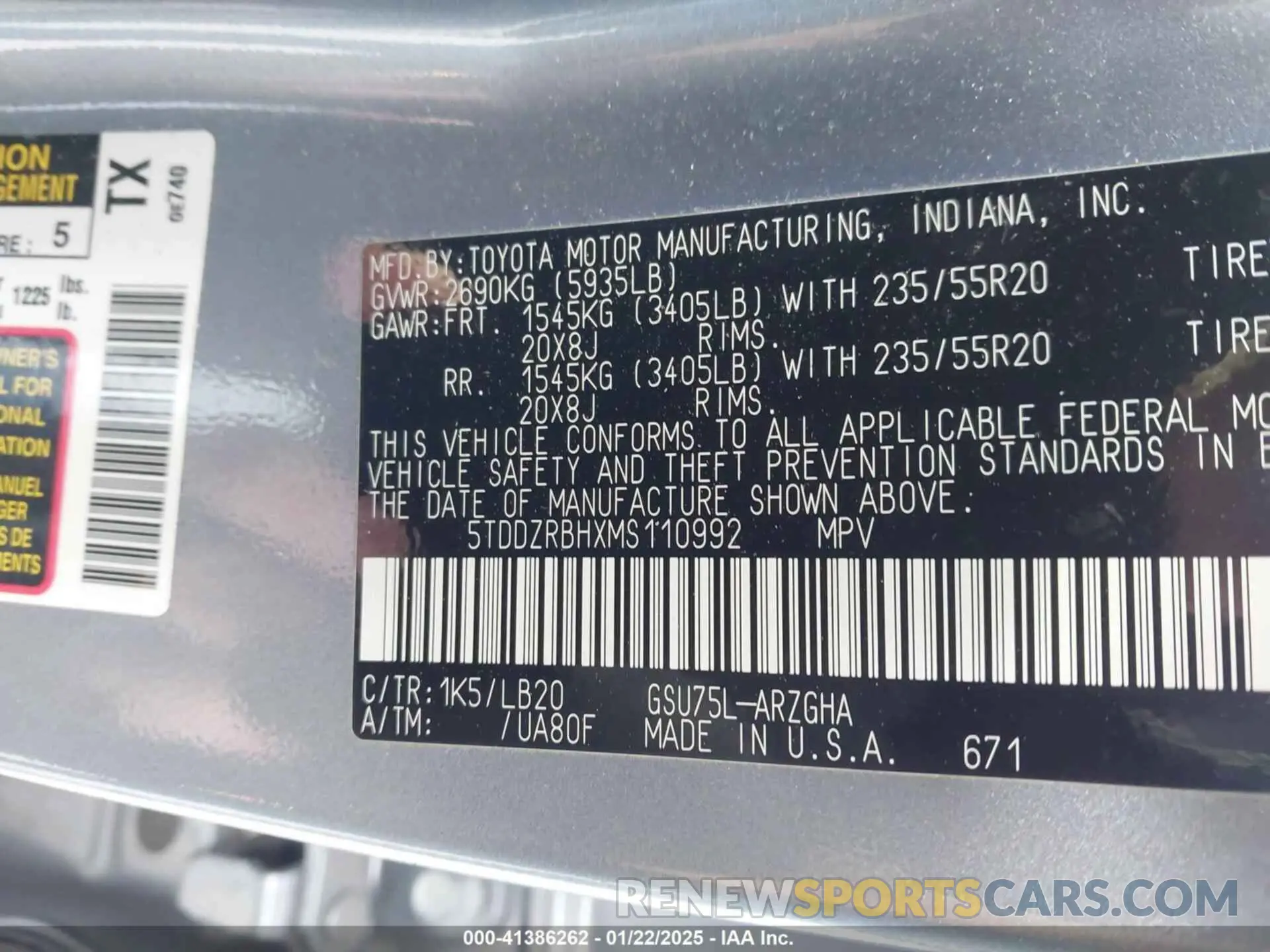 9 Photograph of a damaged car 5TDDZRBHXMS110992 TOYOTA HIGHLANDER 2021