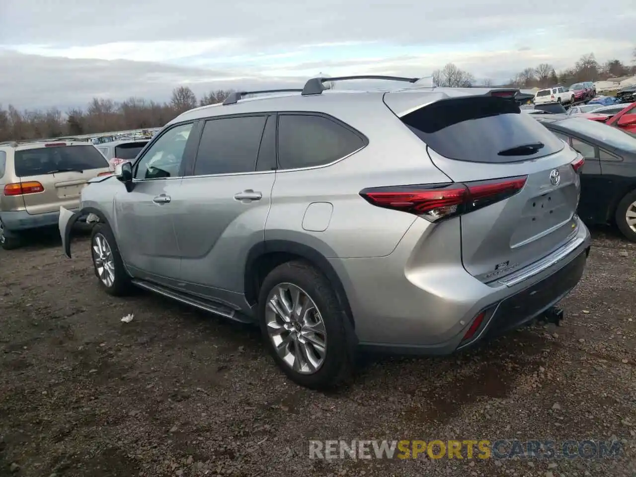 2 Photograph of a damaged car 5TDDZRBHXMS525827 TOYOTA HIGHLANDER 2021