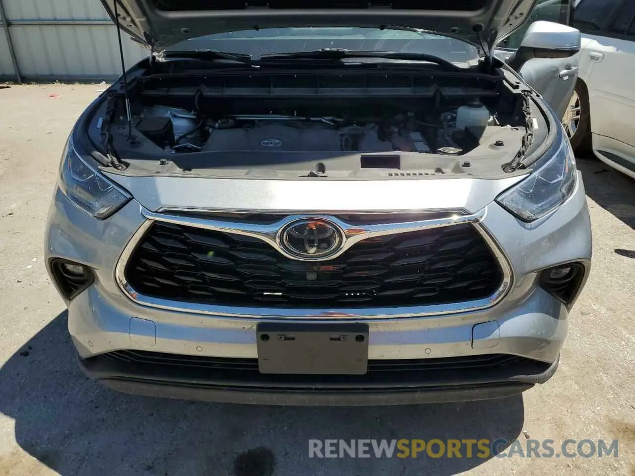12 Photograph of a damaged car 5TDDZRBHXMS528551 TOYOTA HIGHLANDER 2021