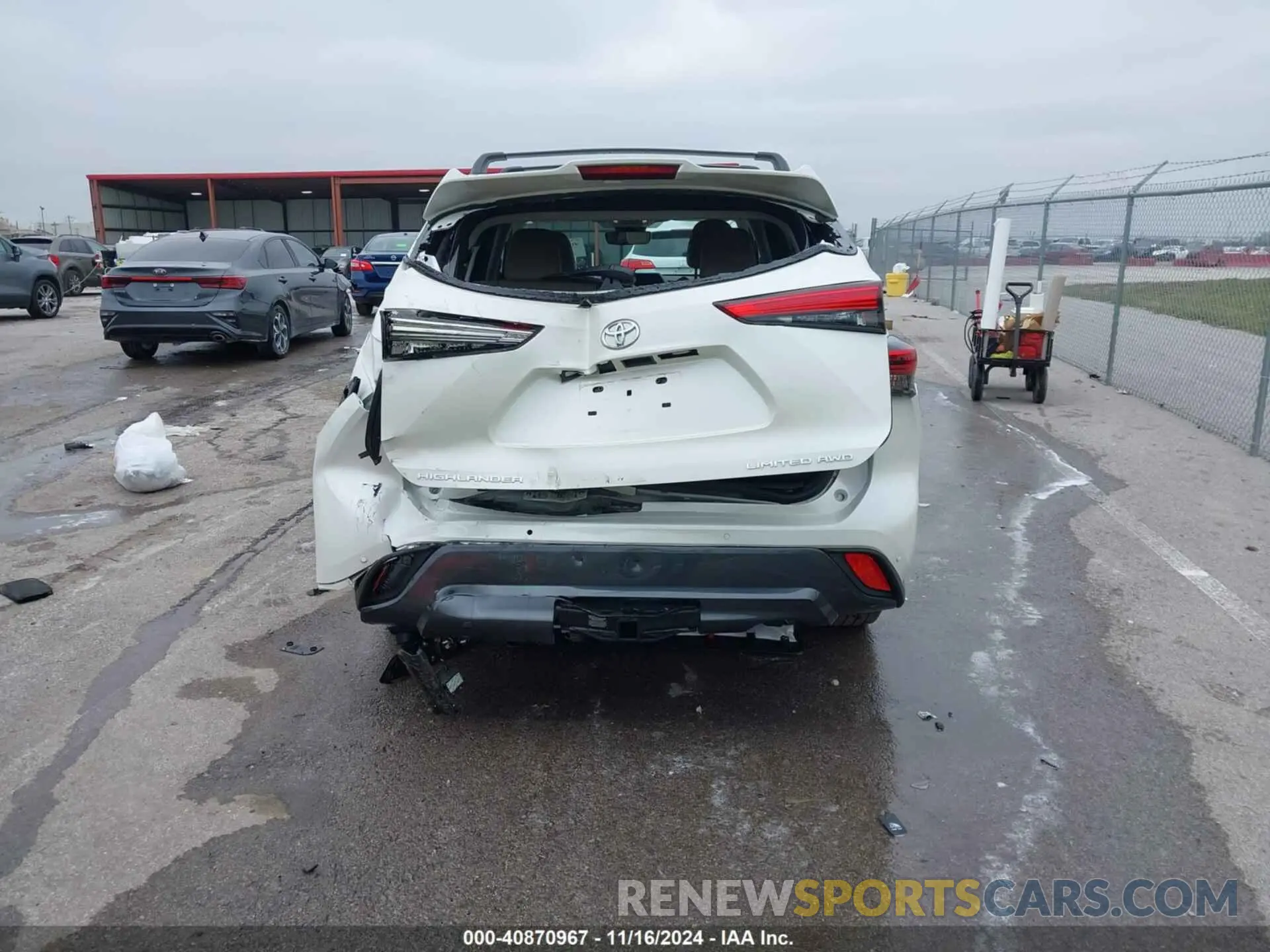 16 Photograph of a damaged car 5TDDZRBHXMS530798 TOYOTA HIGHLANDER 2021