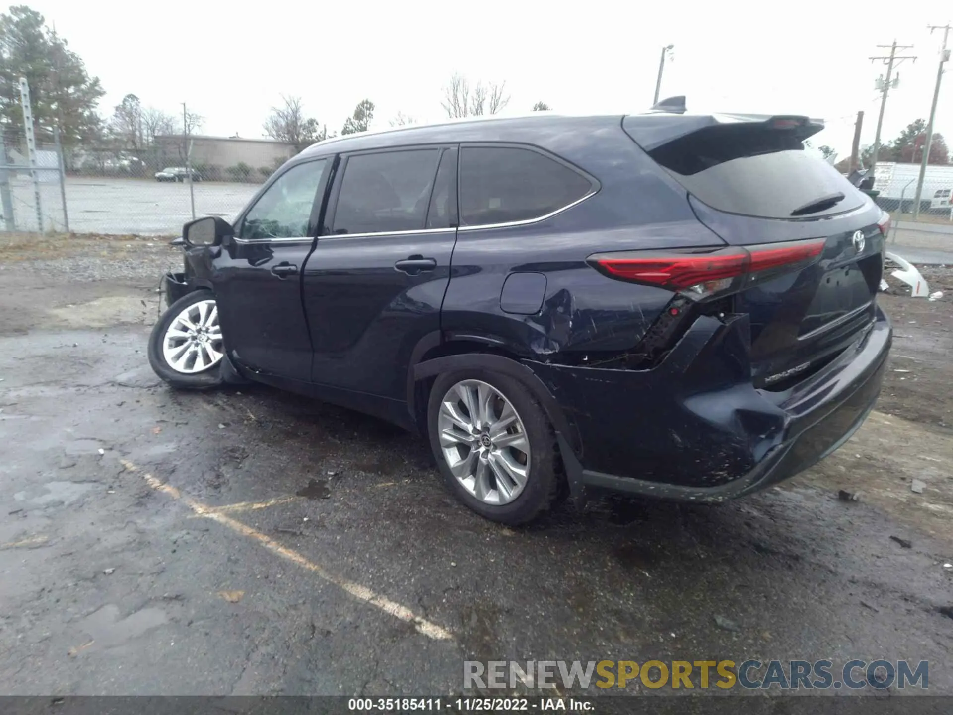 3 Photograph of a damaged car 5TDDZRBHXMS554082 TOYOTA HIGHLANDER 2021
