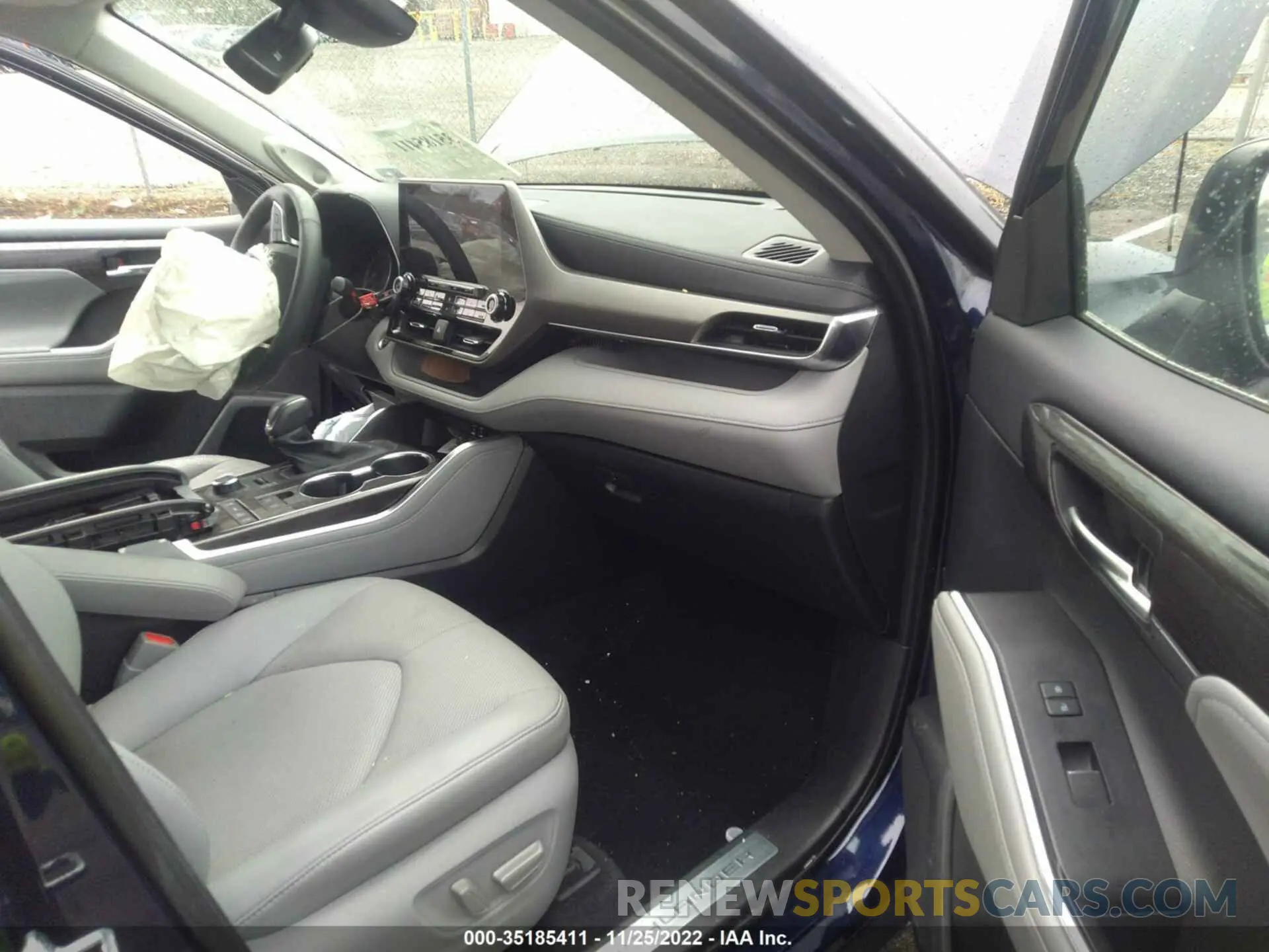 5 Photograph of a damaged car 5TDDZRBHXMS554082 TOYOTA HIGHLANDER 2021