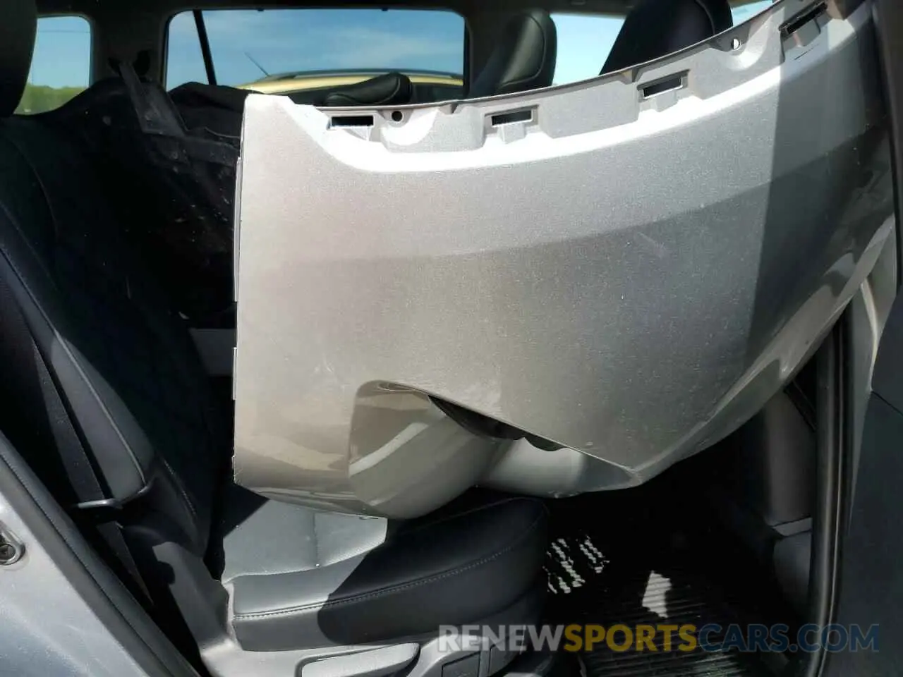 10 Photograph of a damaged car 5TDEBRCH1MS047076 TOYOTA HIGHLANDER 2021