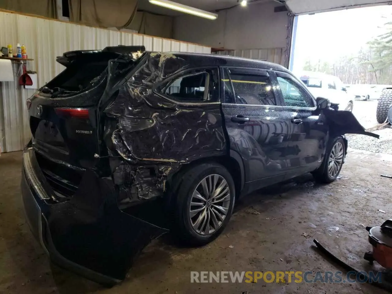 3 Photograph of a damaged car 5TDEBRCH2MS068048 TOYOTA HIGHLANDER 2021