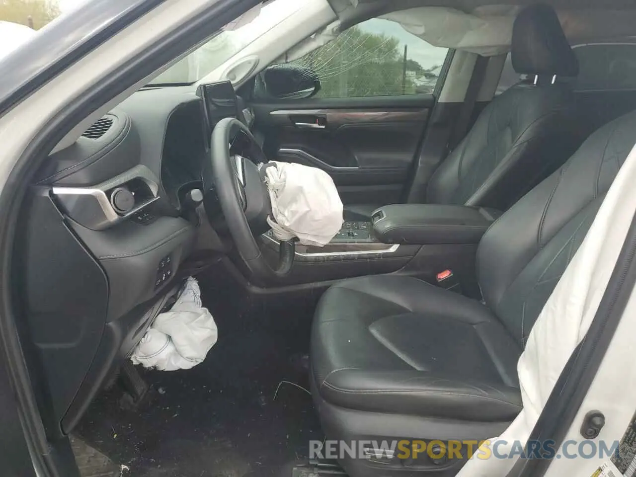 7 Photograph of a damaged car 5TDEBRCH5MS016560 TOYOTA HIGHLANDER 2021
