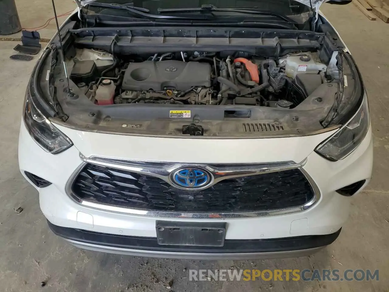 12 Photograph of a damaged car 5TDEBRCH5MS027980 TOYOTA HIGHLANDER 2021