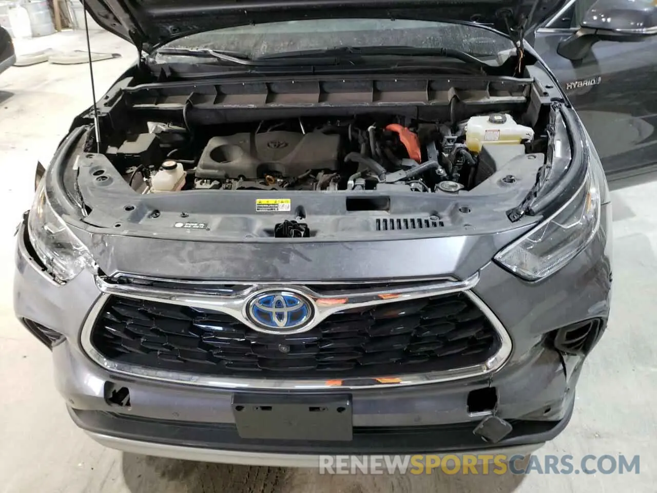 11 Photograph of a damaged car 5TDEBRCH6MS029382 TOYOTA HIGHLANDER 2021