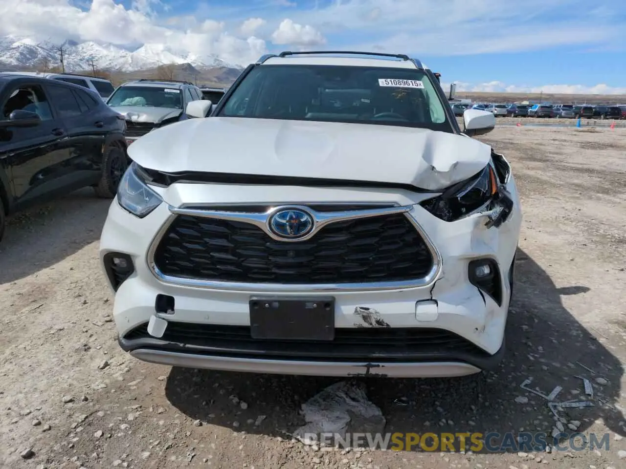 5 Photograph of a damaged car 5TDEBRCH8MS042327 TOYOTA HIGHLANDER 2021