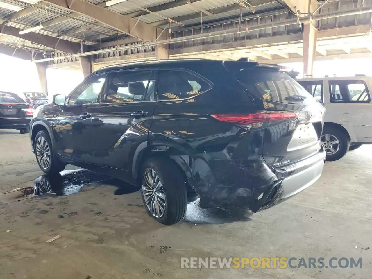 2 Photograph of a damaged car 5TDEBRCH9MS026671 TOYOTA HIGHLANDER 2021