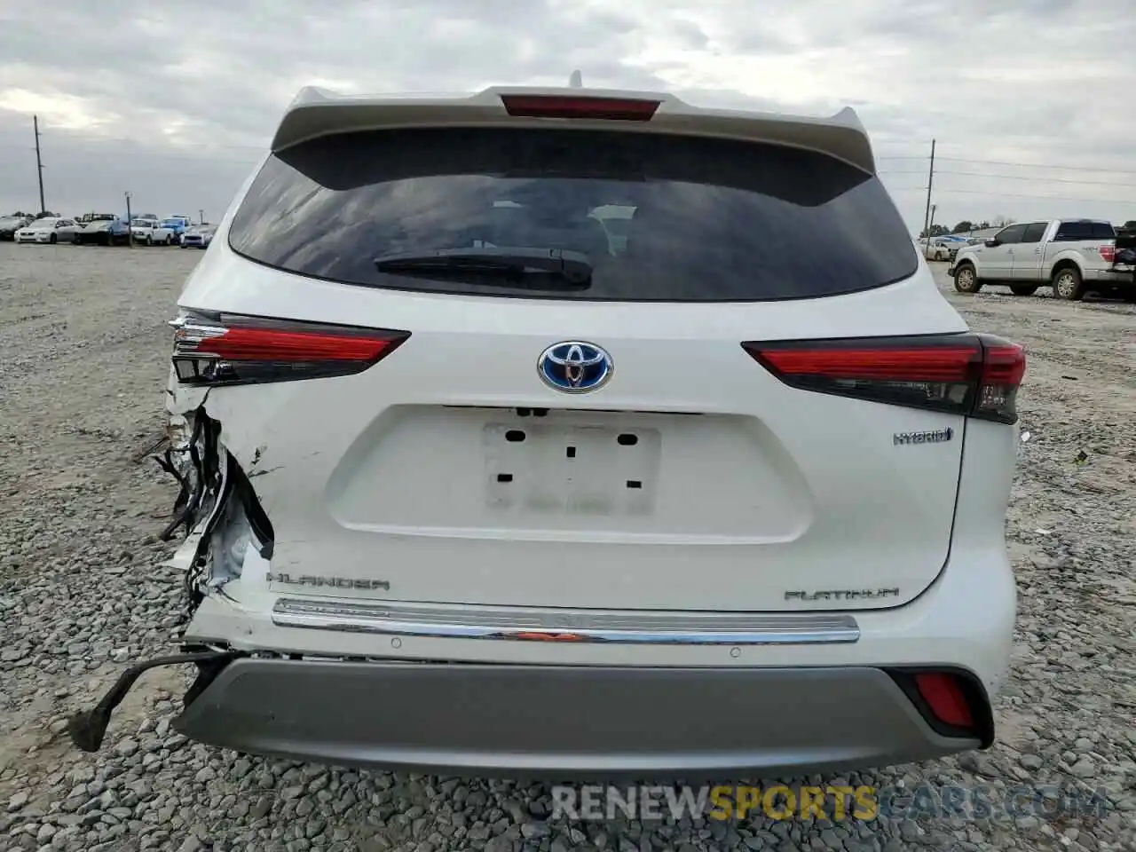 6 Photograph of a damaged car 5TDEBRCHXMS045794 TOYOTA HIGHLANDER 2021