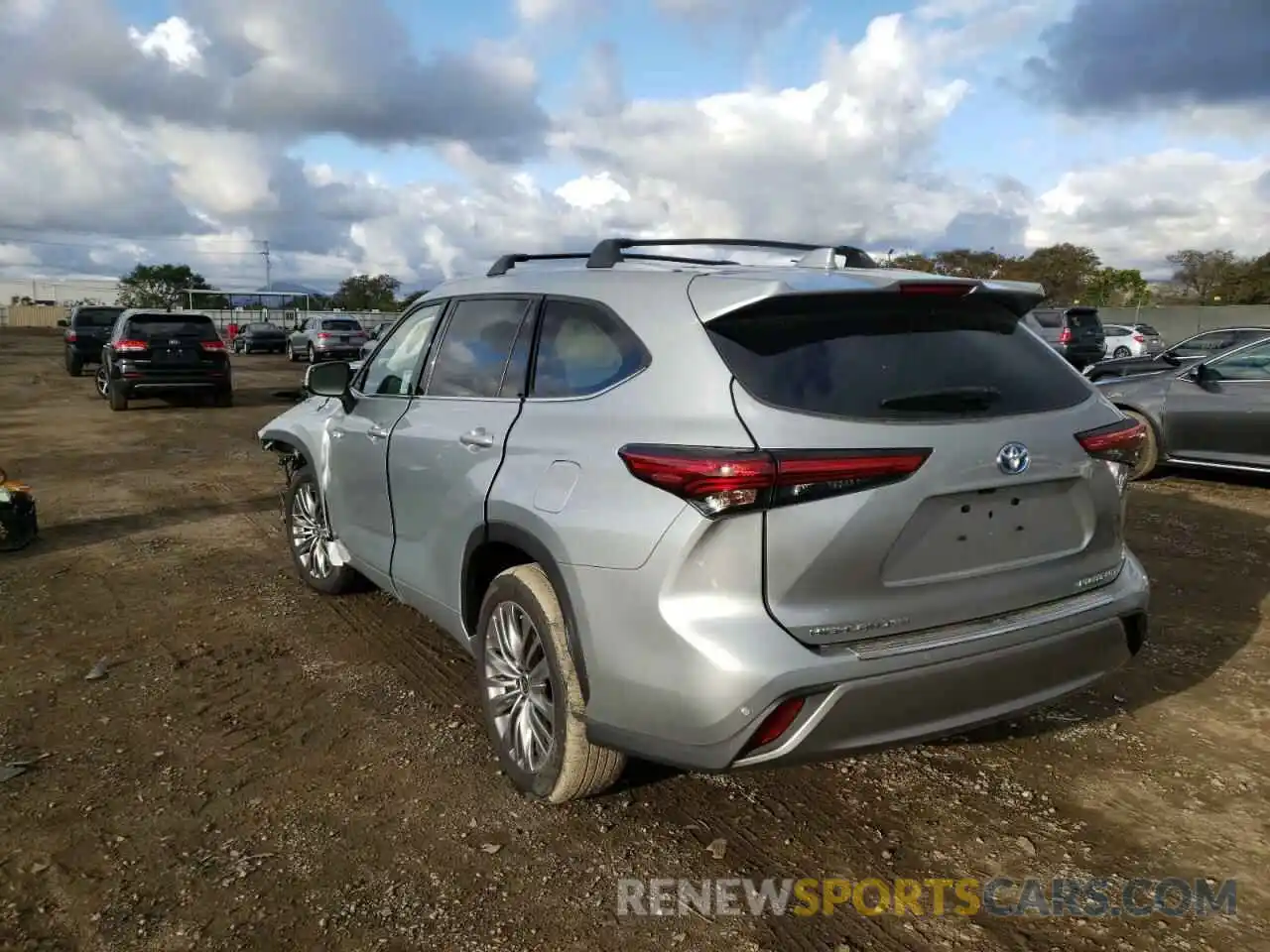 3 Photograph of a damaged car 5TDFARAH0MS007677 TOYOTA HIGHLANDER 2021