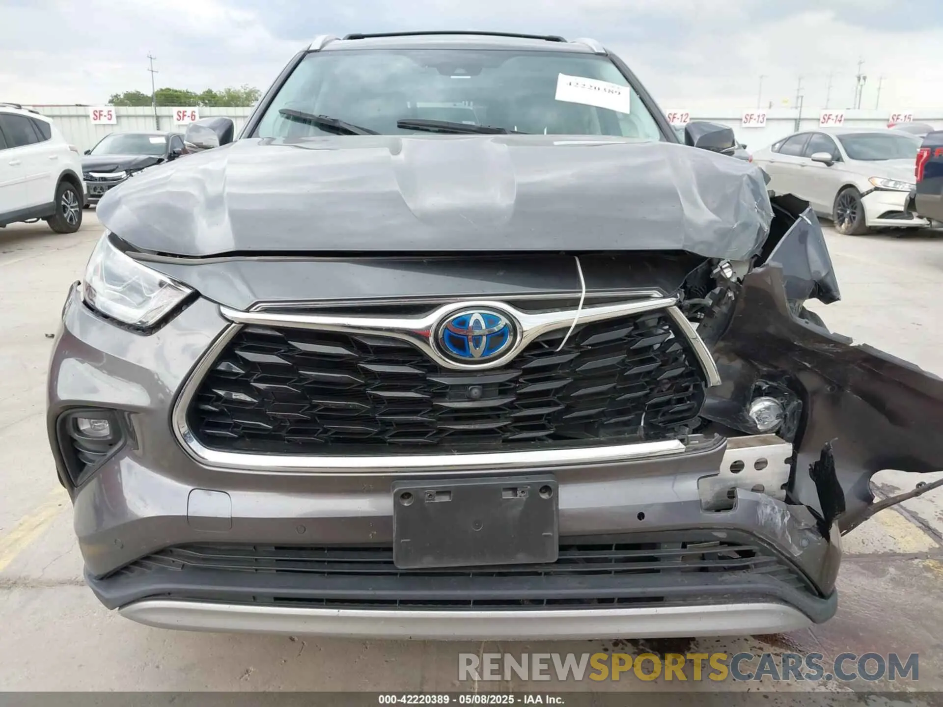13 Photograph of a damaged car 5TDFARAHXMS008030 TOYOTA HIGHLANDER 2021