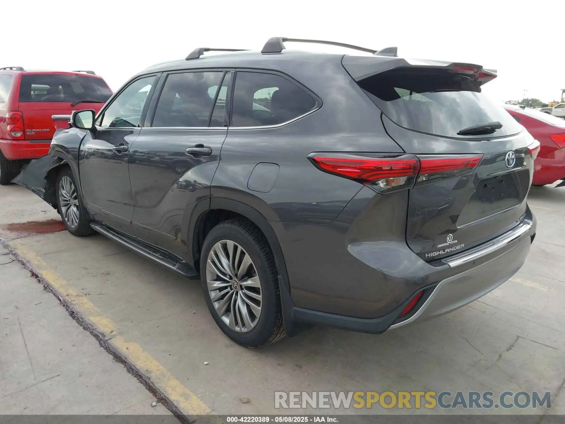 3 Photograph of a damaged car 5TDFARAHXMS008030 TOYOTA HIGHLANDER 2021