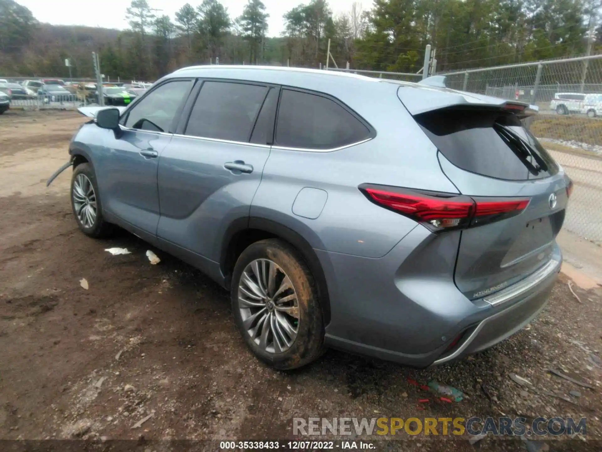 3 Photograph of a damaged car 5TDFZRAH0MS049288 TOYOTA HIGHLANDER 2021