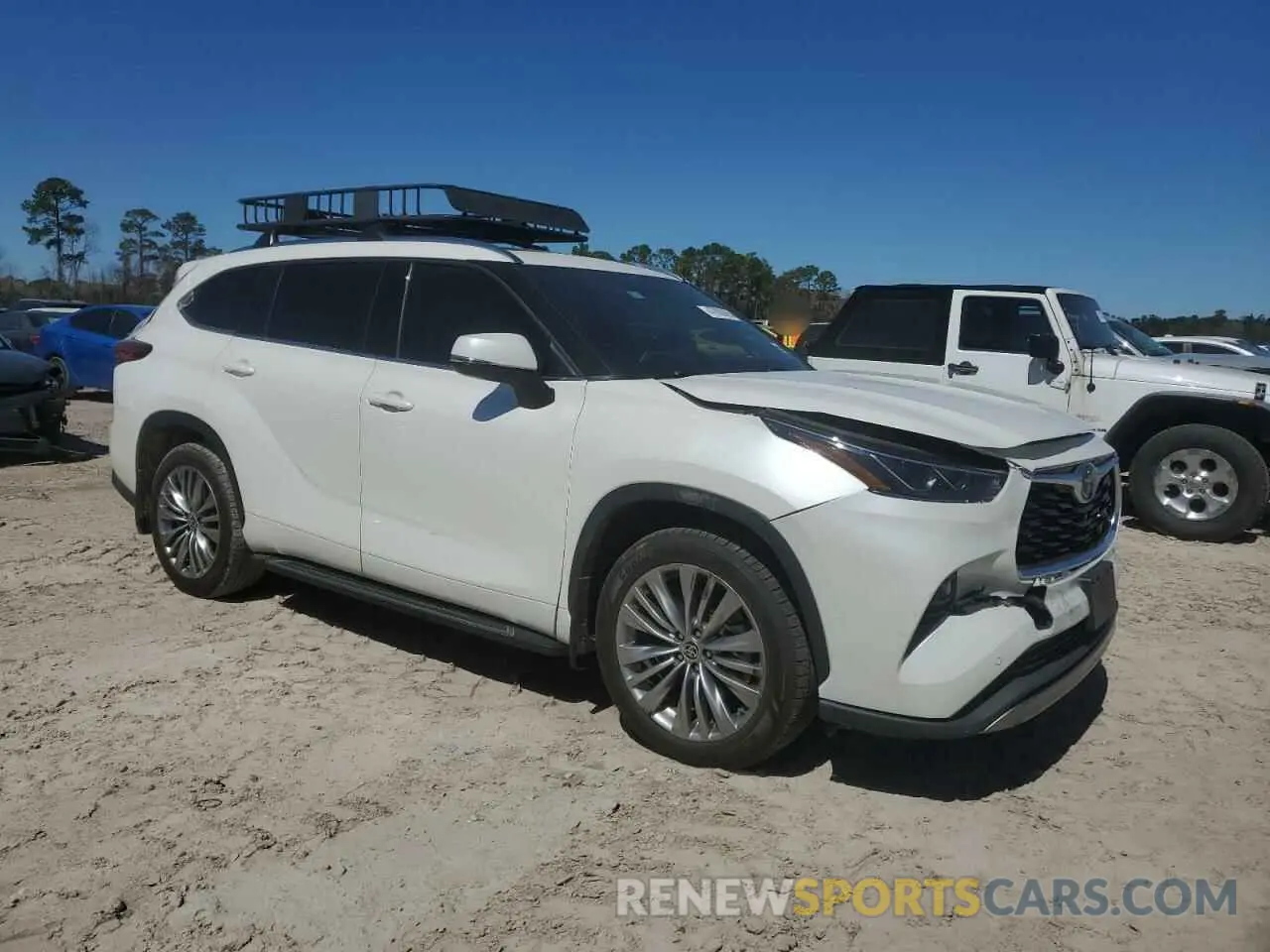 4 Photograph of a damaged car 5TDFZRAH1MS049929 TOYOTA HIGHLANDER 2021