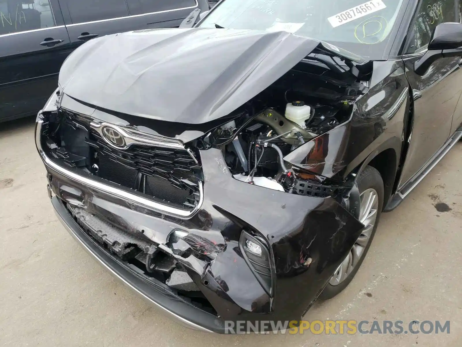 9 Photograph of a damaged car 5TDFZRAH4MS038049 TOYOTA HIGHLANDER 2021