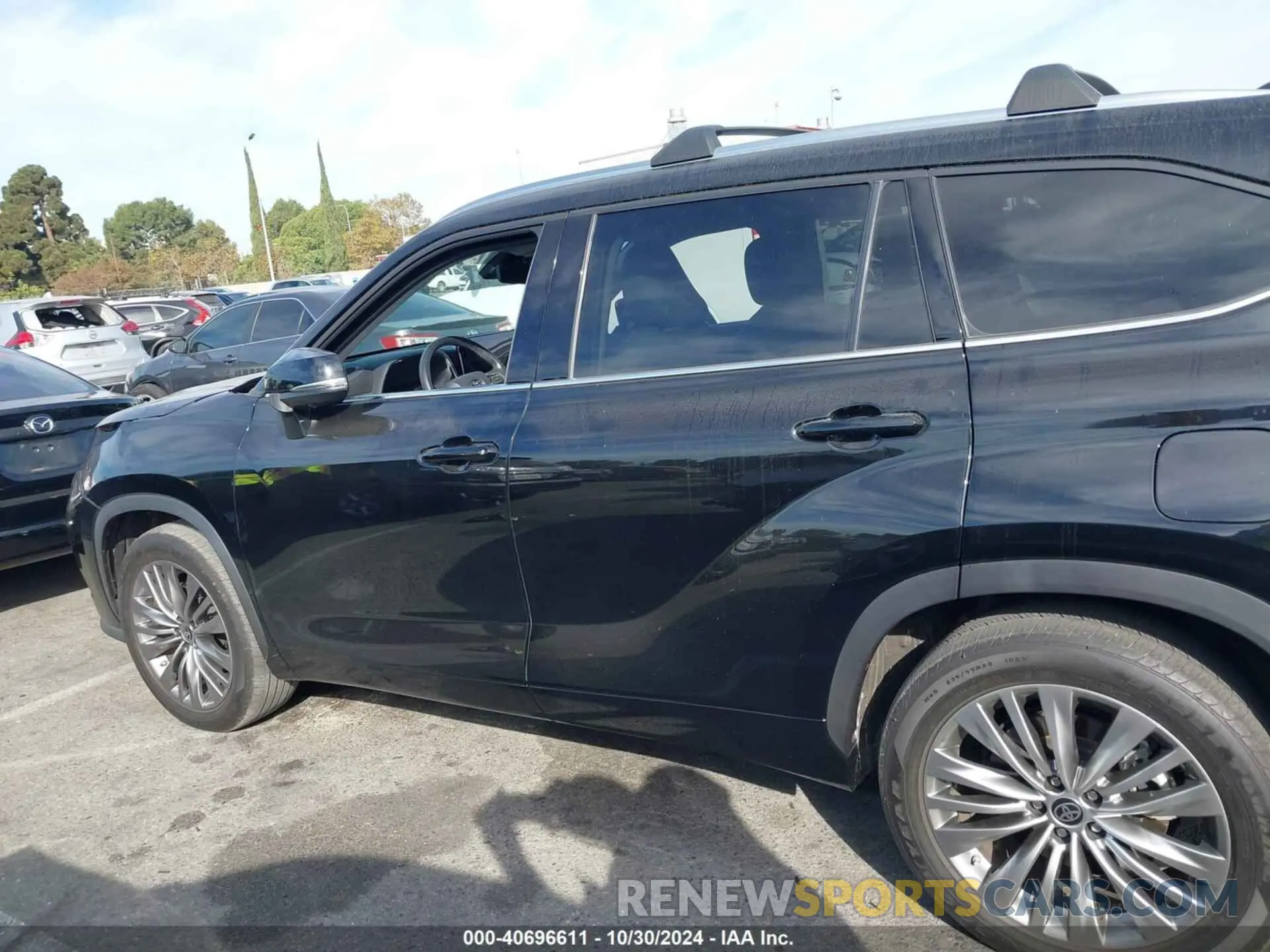 14 Photograph of a damaged car 5TDFZRAH6MS066483 TOYOTA HIGHLANDER 2021