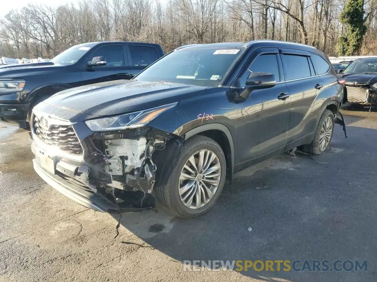 1 Photograph of a damaged car 5TDFZRBH0MS090017 TOYOTA HIGHLANDER 2021