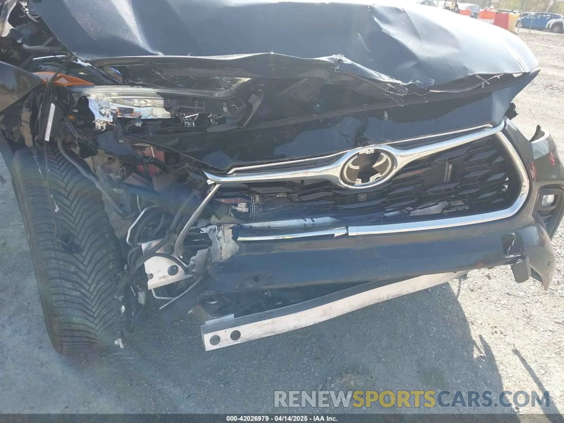 6 Photograph of a damaged car 5TDFZRBH3MS133216 TOYOTA HIGHLANDER 2021