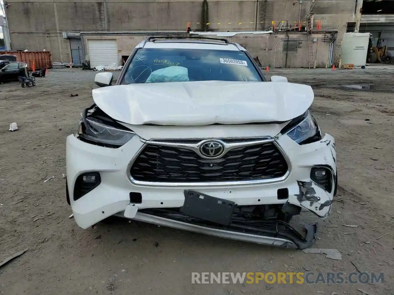 5 Photograph of a damaged car 5TDFZRBH4MS132124 TOYOTA HIGHLANDER 2021