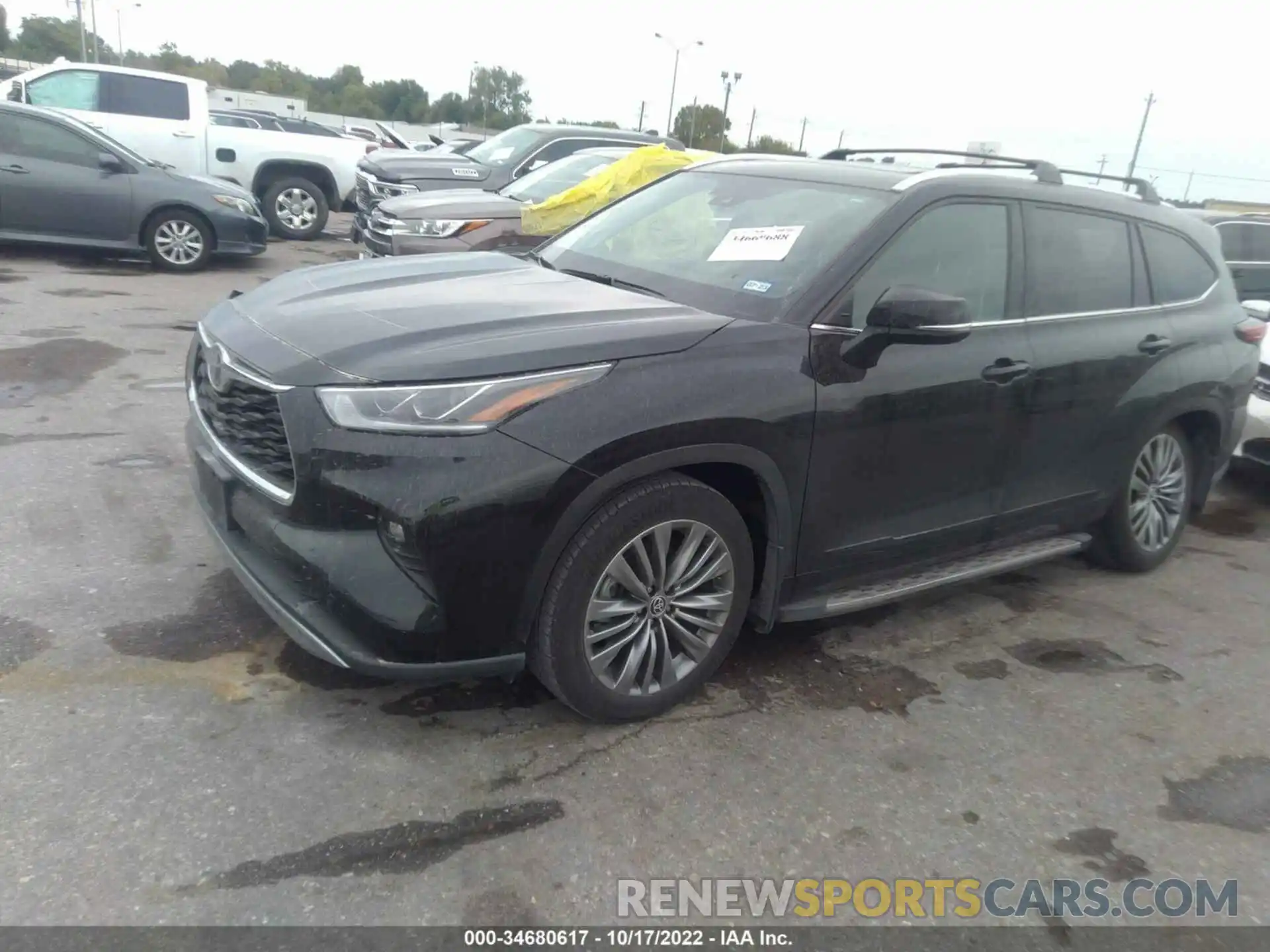 2 Photograph of a damaged car 5TDFZRBH5MS135811 TOYOTA HIGHLANDER 2021