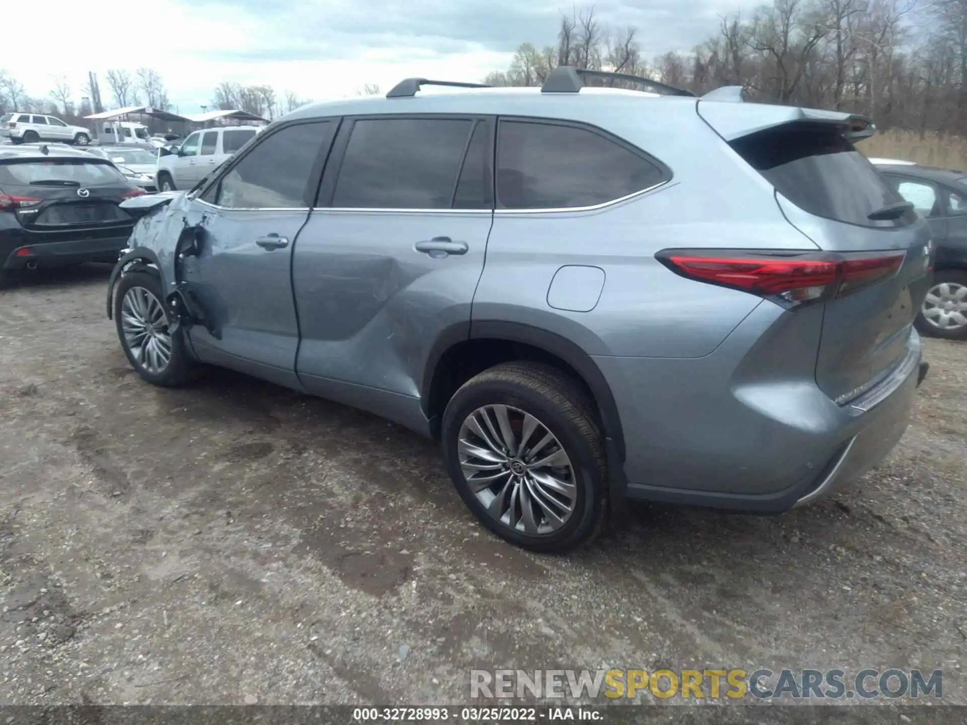 3 Photograph of a damaged car 5TDFZRBH6MS075425 TOYOTA HIGHLANDER 2021