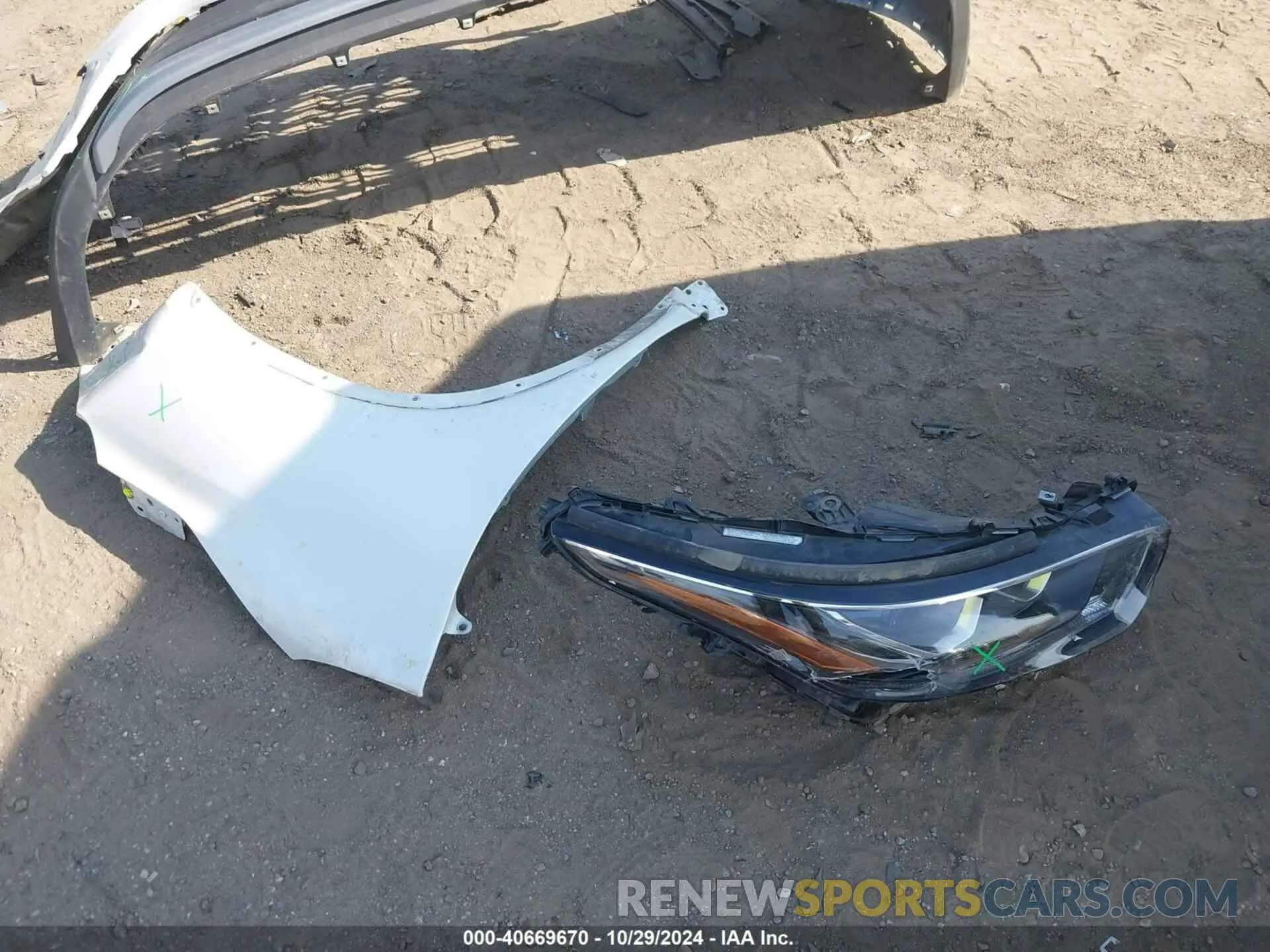 18 Photograph of a damaged car 5TDFZRBH6MS135560 TOYOTA HIGHLANDER 2021
