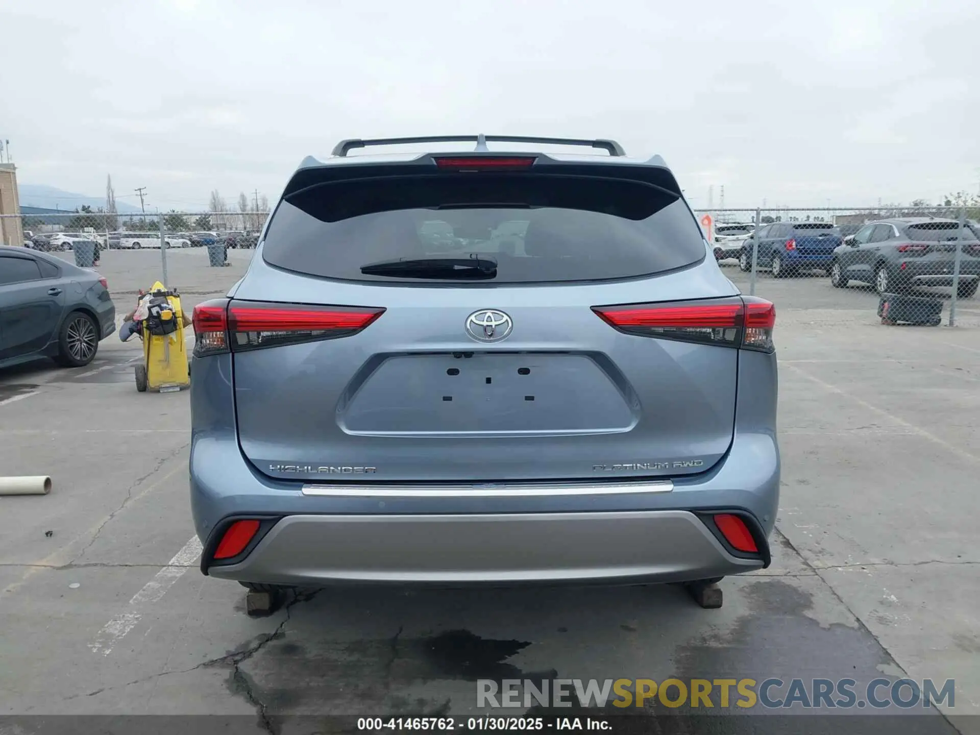 15 Photograph of a damaged car 5TDFZRBH6MS146218 TOYOTA HIGHLANDER 2021