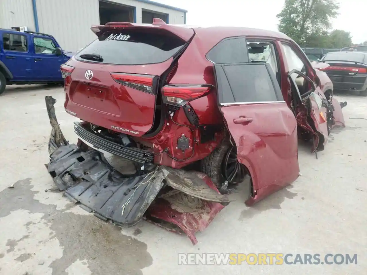 4 Photograph of a damaged car 5TDFZRBH7MS144607 TOYOTA HIGHLANDER 2021