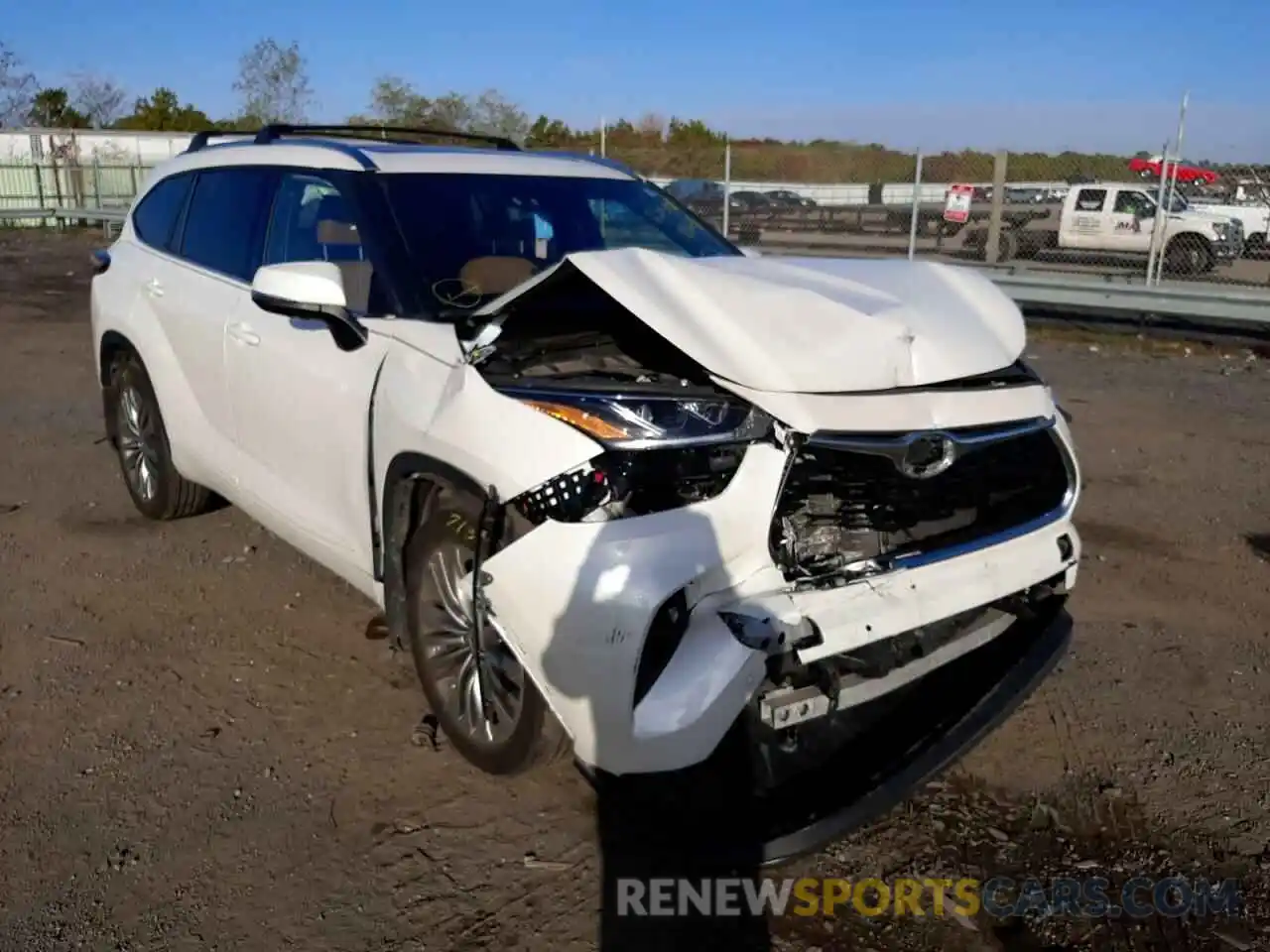 1 Photograph of a damaged car 5TDFZRBH8MS085678 TOYOTA HIGHLANDER 2021