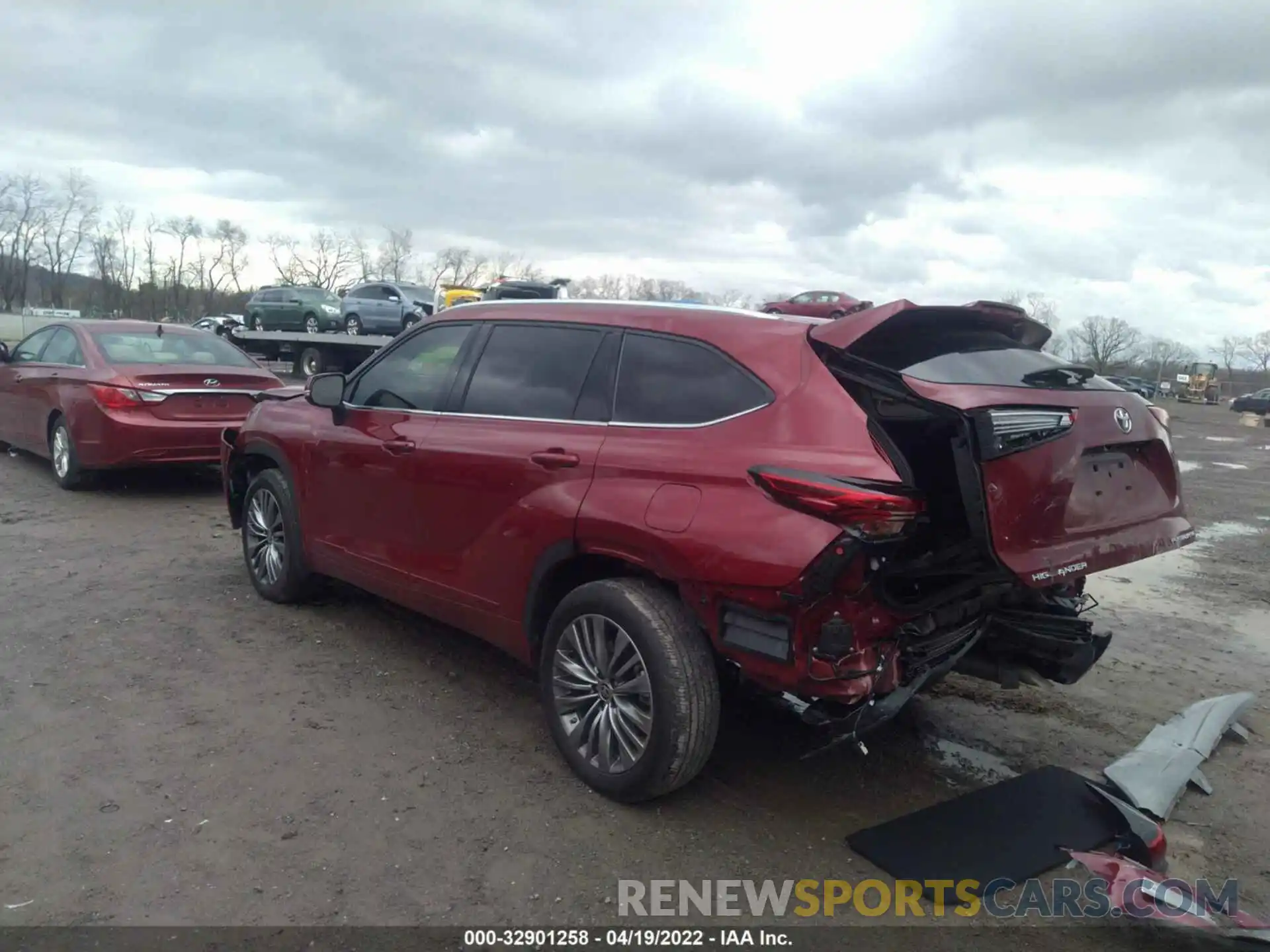 3 Photograph of a damaged car 5TDFZRBH8MS143577 TOYOTA HIGHLANDER 2021