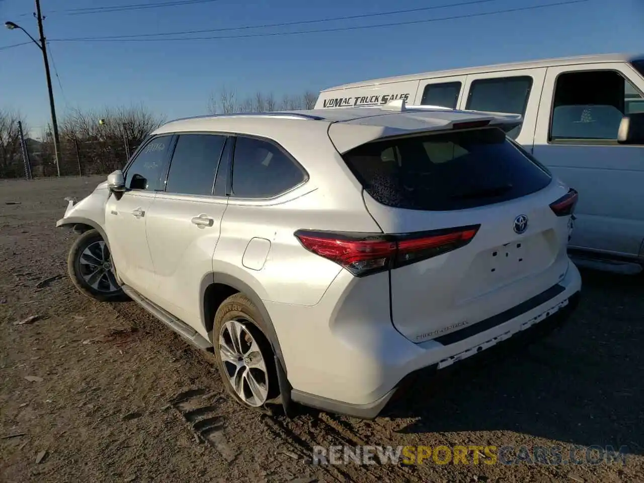 3 Photograph of a damaged car 5TDGARAH0MS009157 TOYOTA HIGHLANDER 2021