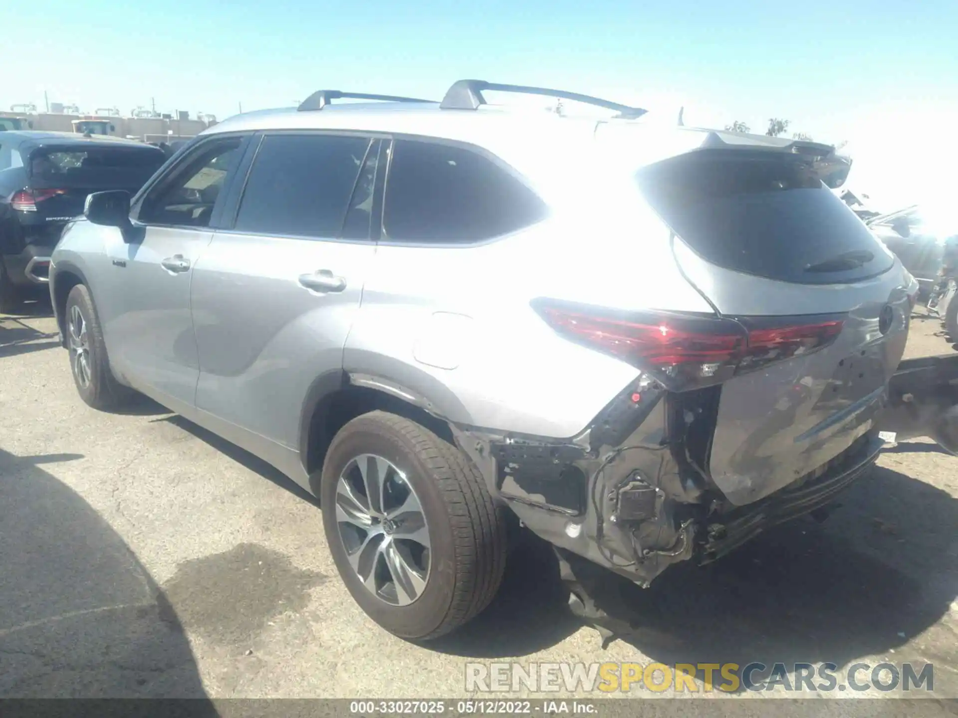 3 Photograph of a damaged car 5TDGARAH0MS010924 TOYOTA HIGHLANDER 2021