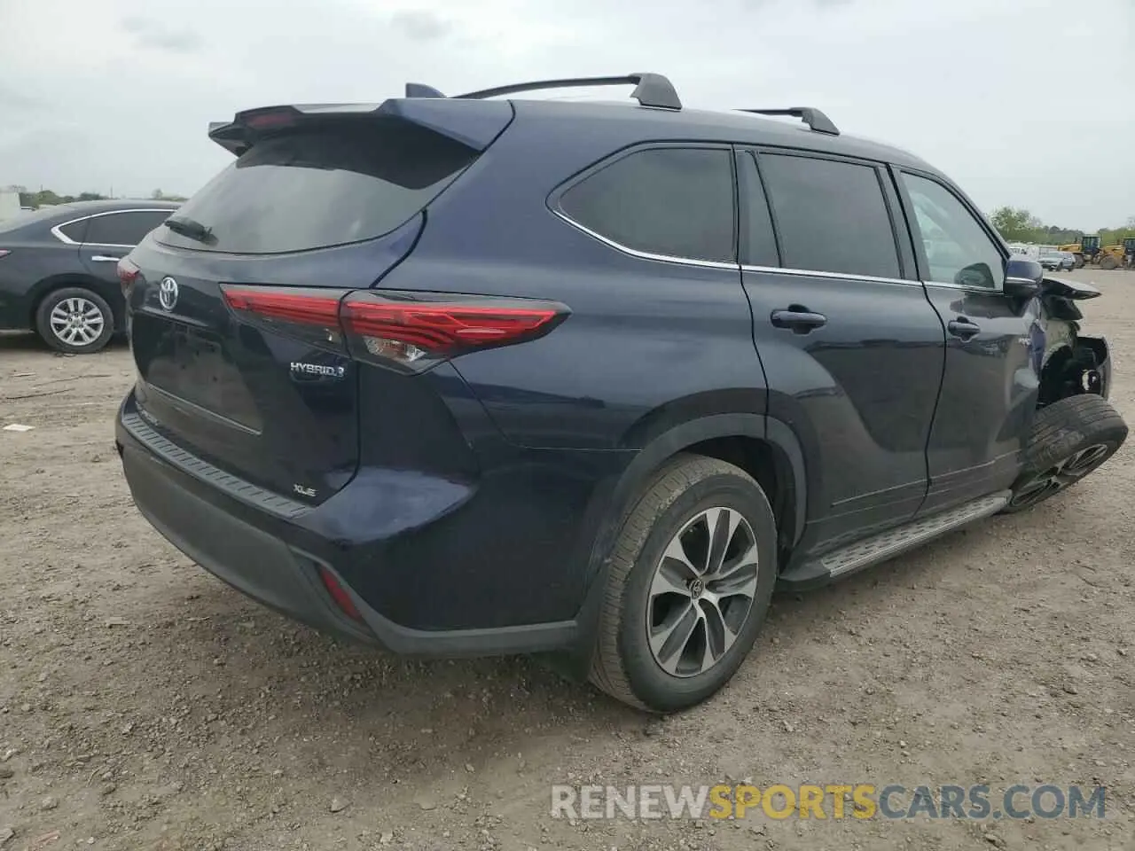 3 Photograph of a damaged car 5TDGARAH3MS508017 TOYOTA HIGHLANDER 2021