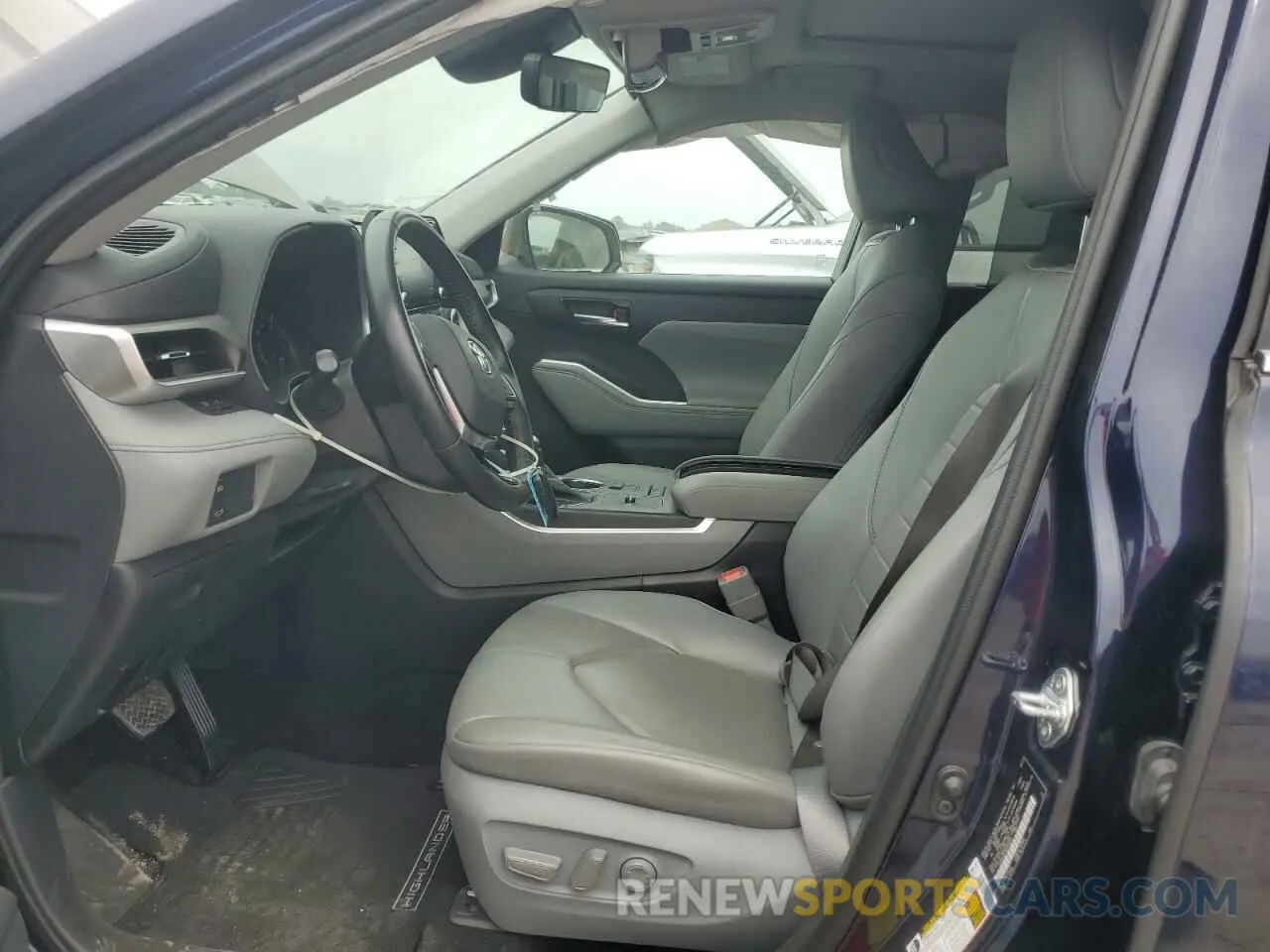 7 Photograph of a damaged car 5TDGARAH3MS508017 TOYOTA HIGHLANDER 2021