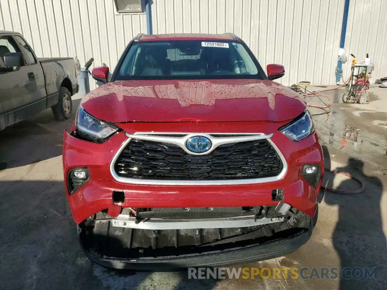 5 Photograph of a damaged car 5TDGARAH4MS506079 TOYOTA HIGHLANDER 2021