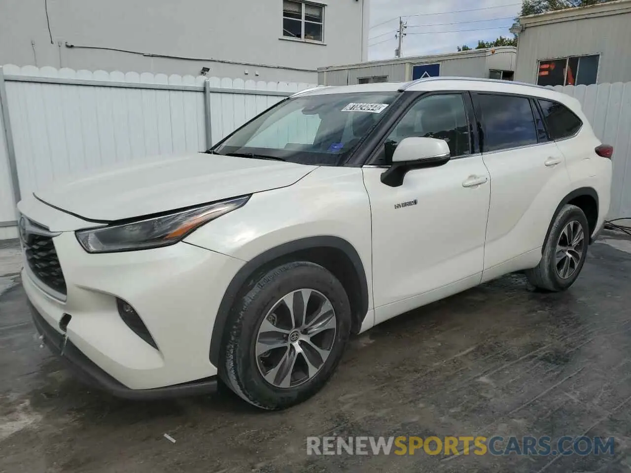 1 Photograph of a damaged car 5TDGARAH4MS506311 TOYOTA HIGHLANDER 2021