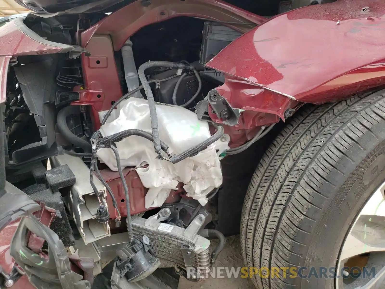 9 Photograph of a damaged car 5TDGARAH5MS503997 TOYOTA HIGHLANDER 2021