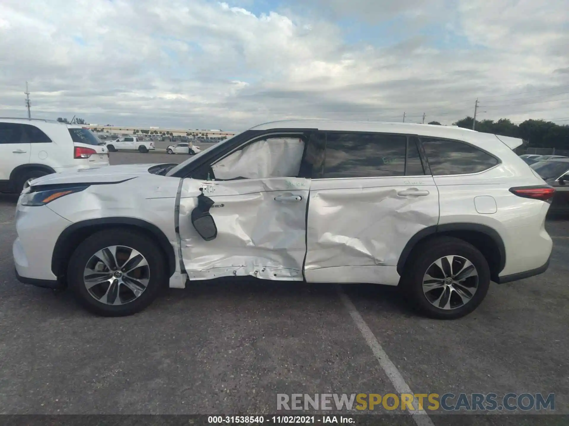 6 Photograph of a damaged car 5TDGARAH5MS506334 TOYOTA HIGHLANDER 2021