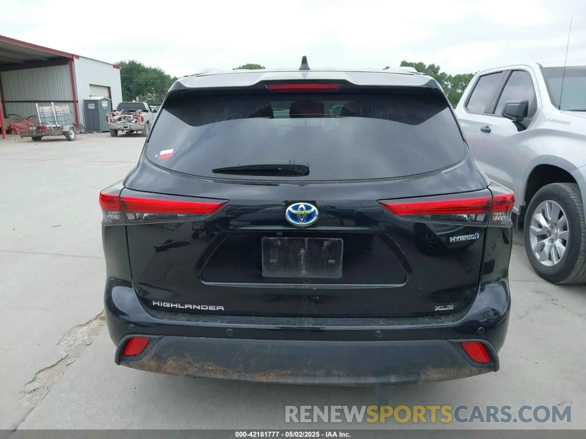 16 Photograph of a damaged car 5TDGARAH6MS504009 TOYOTA HIGHLANDER 2021